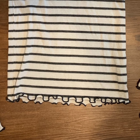 We The Free Longsleeve Striped Top w/Ruffled Cuffs - Picture 3 of 4